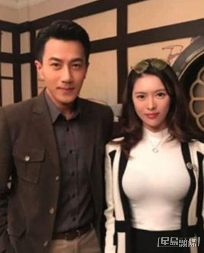 2018年劉愷威再傳出戀上身材火辣的富二代，同年年底楊冪就宣佈與劉愷威離婚，外界都猜測楊冪難忍老公再偷食。