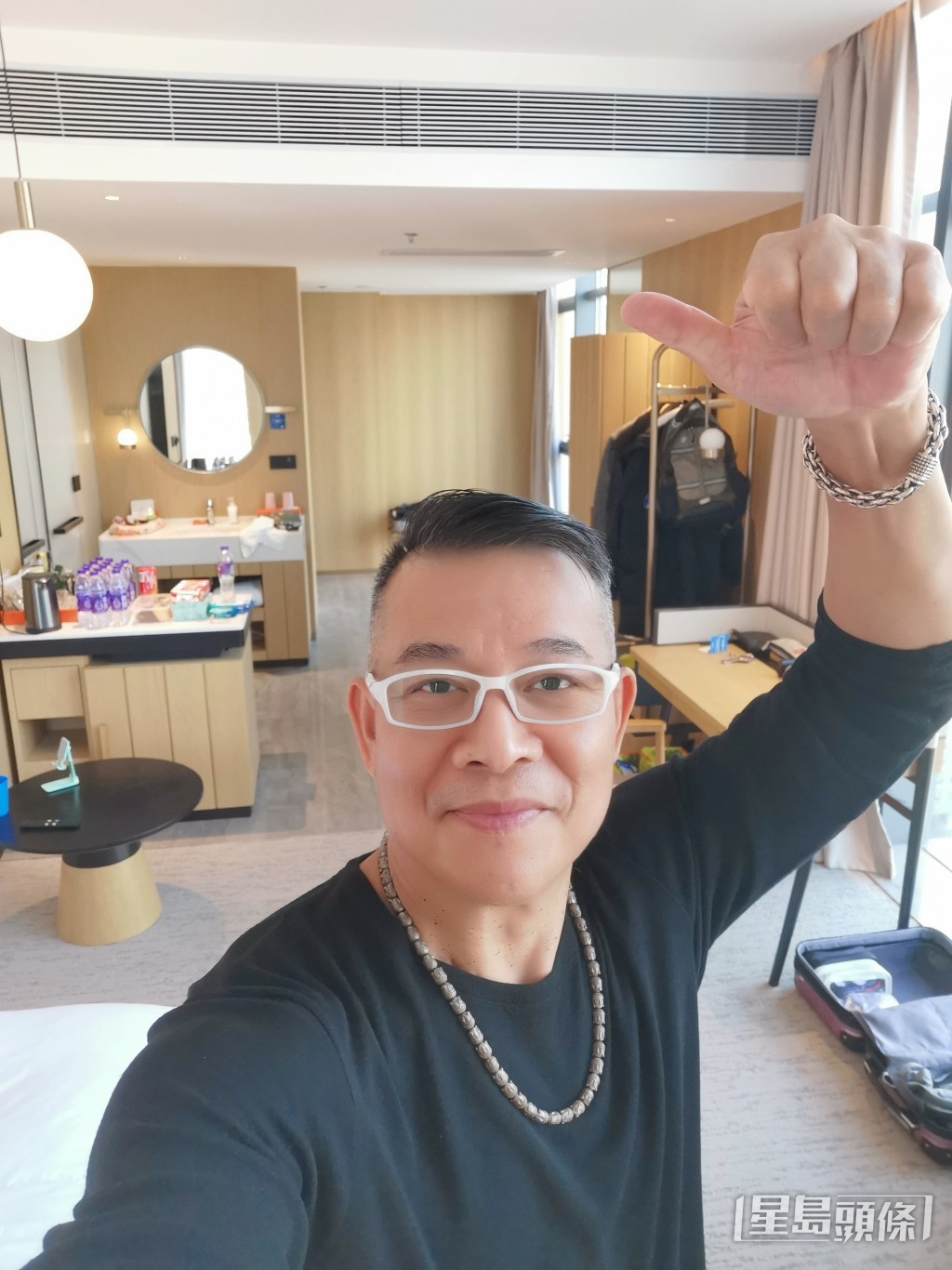 吳毅將近年轉往內地發展。