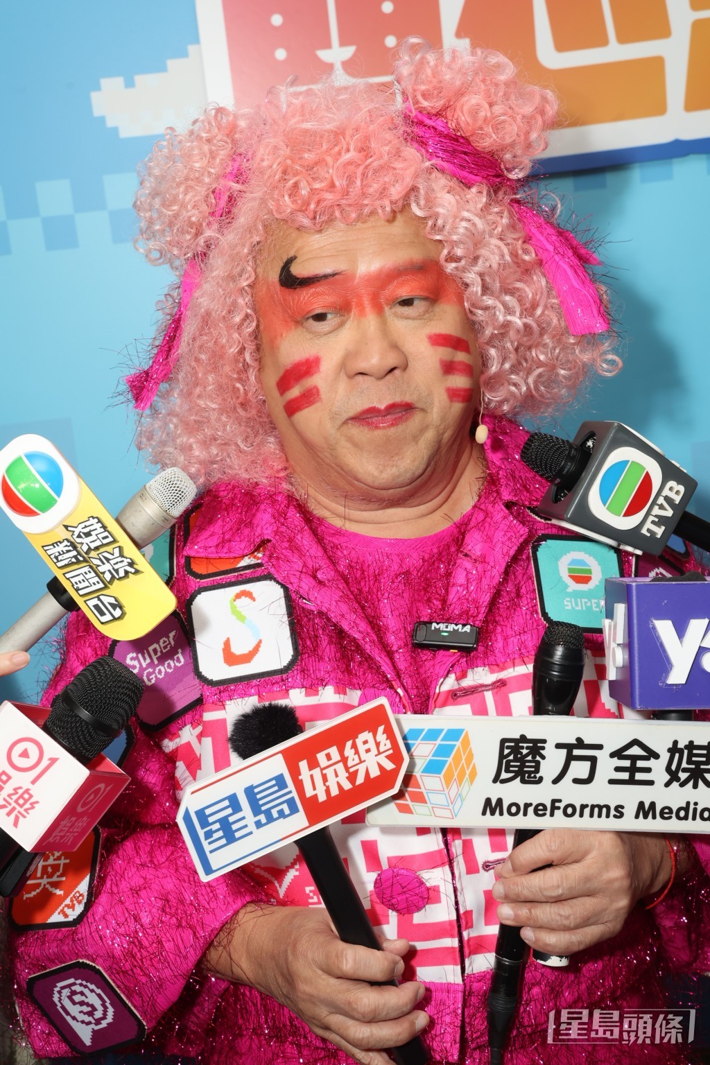 提起好友吴耀汉离世，曾志伟一脸神伤。