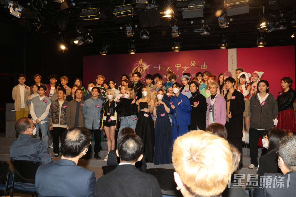眾歌手今日出席港台舉辦的「廣播九十五周年 十大中文金曲」揭幕活動。  ​