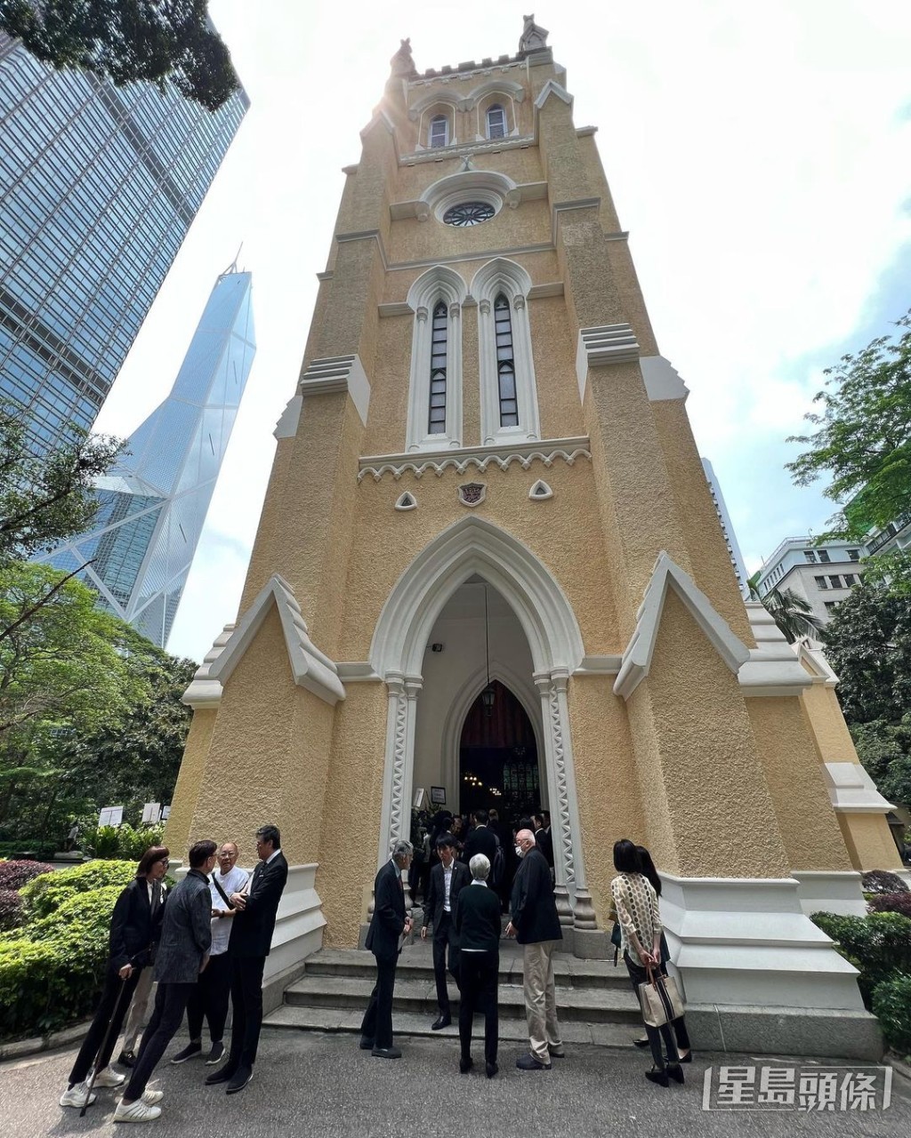張有興追思會於上周五上午10時在聖約翰座堂舉行。