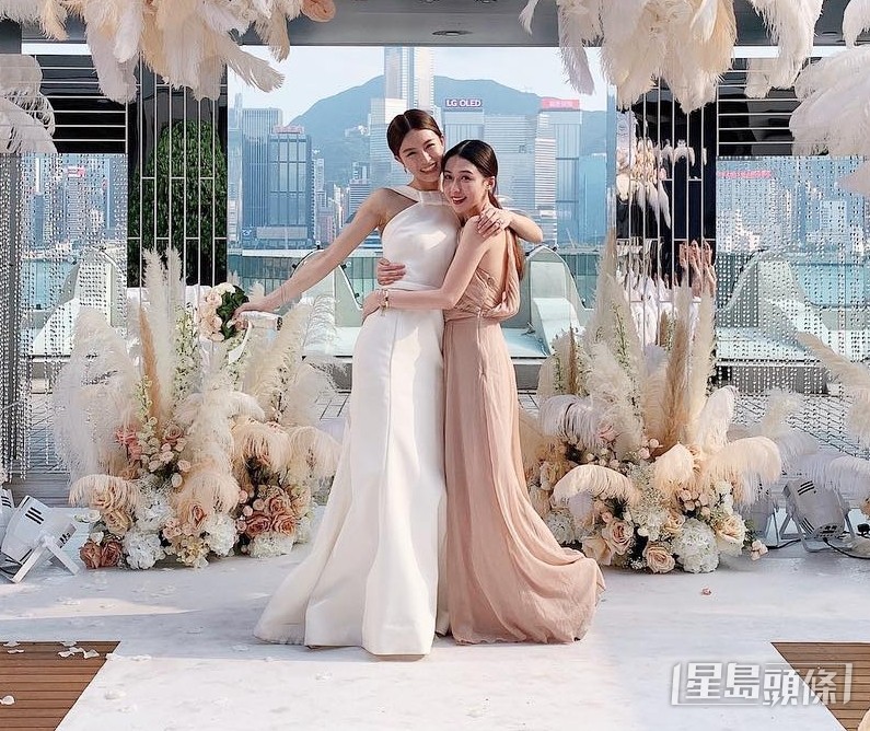 JM在2019年結婚時，Isabel更有份做姊妹。