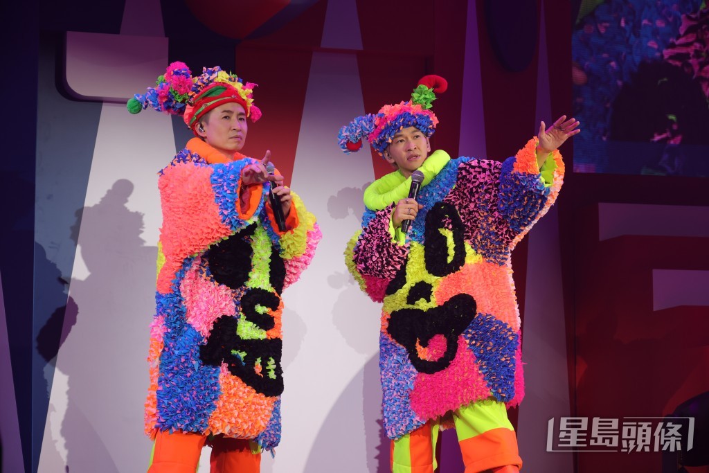 艾粒2月9日舉行的一連四場《Part2 ! 王鳳女士 XYZ 銀河道士大匯演》，重溫環節除激嬲余迪偉，原來亦焫㷫好多AMK及《不設劃位》Fans。  ​