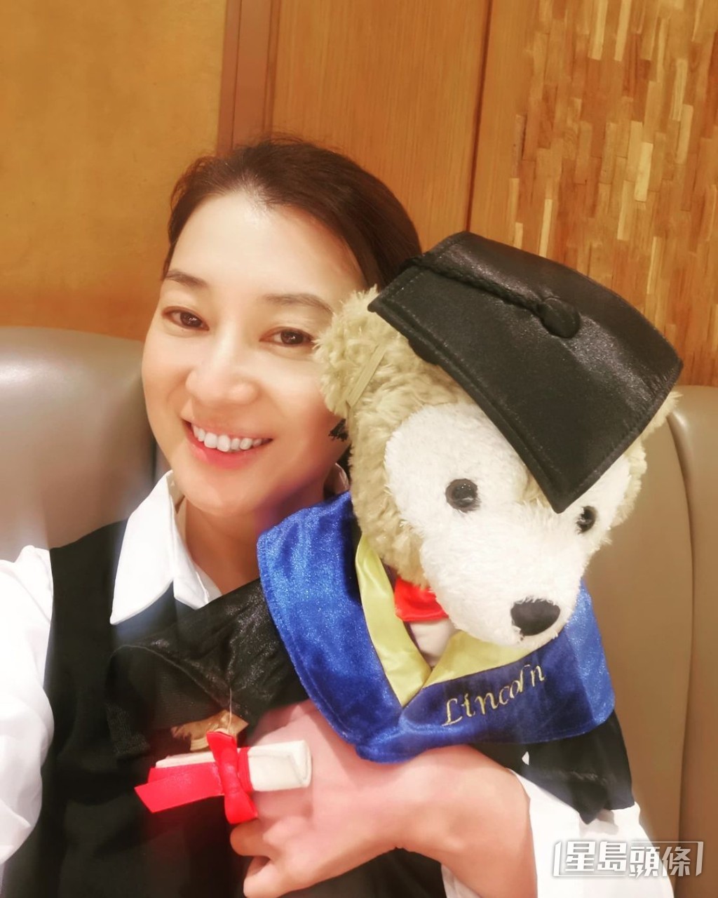 陳伶俐與林敏驄離婚後照顧兩子林肯和林善。