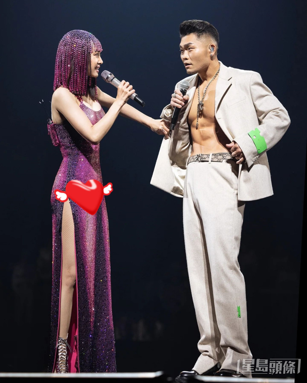 李玖哲在蔡依林演唱會上大晒肌肉。