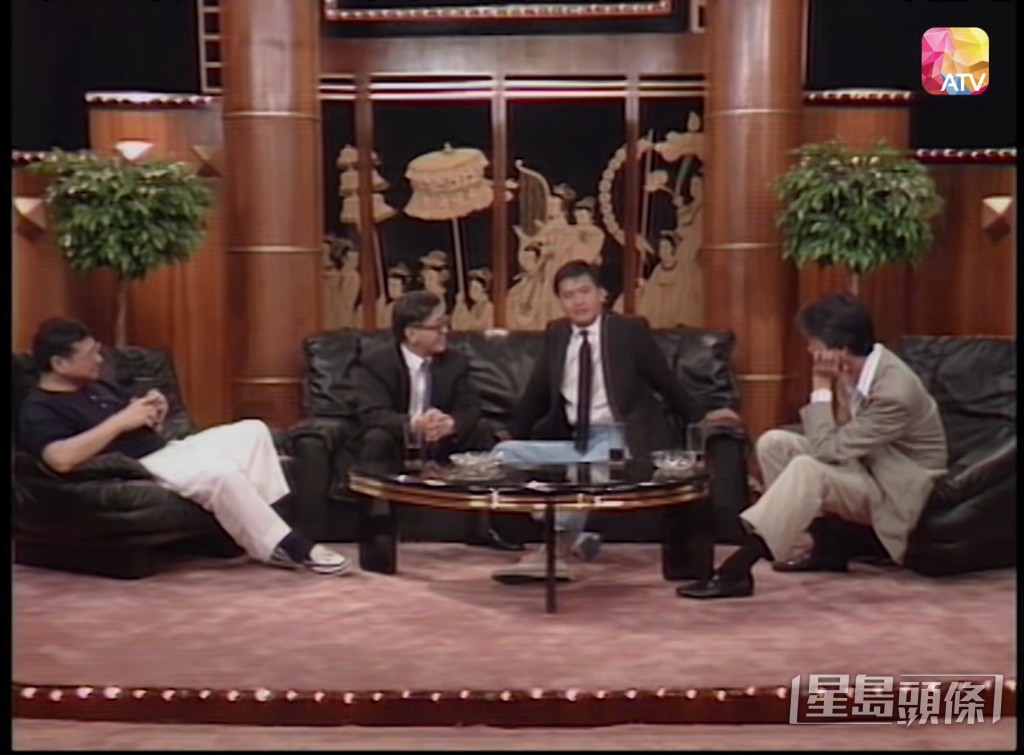 蔡瀾、黃霑、倪匡在1989年至1990年主持過兩季《今夜不設訪》,訪問過張國榮、周潤發等多位巨星。
