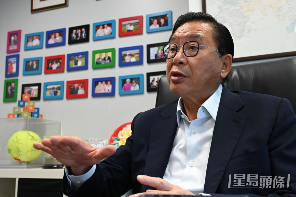 林健鋒認為兩地感染數字將會繼續下跌。資料圖片