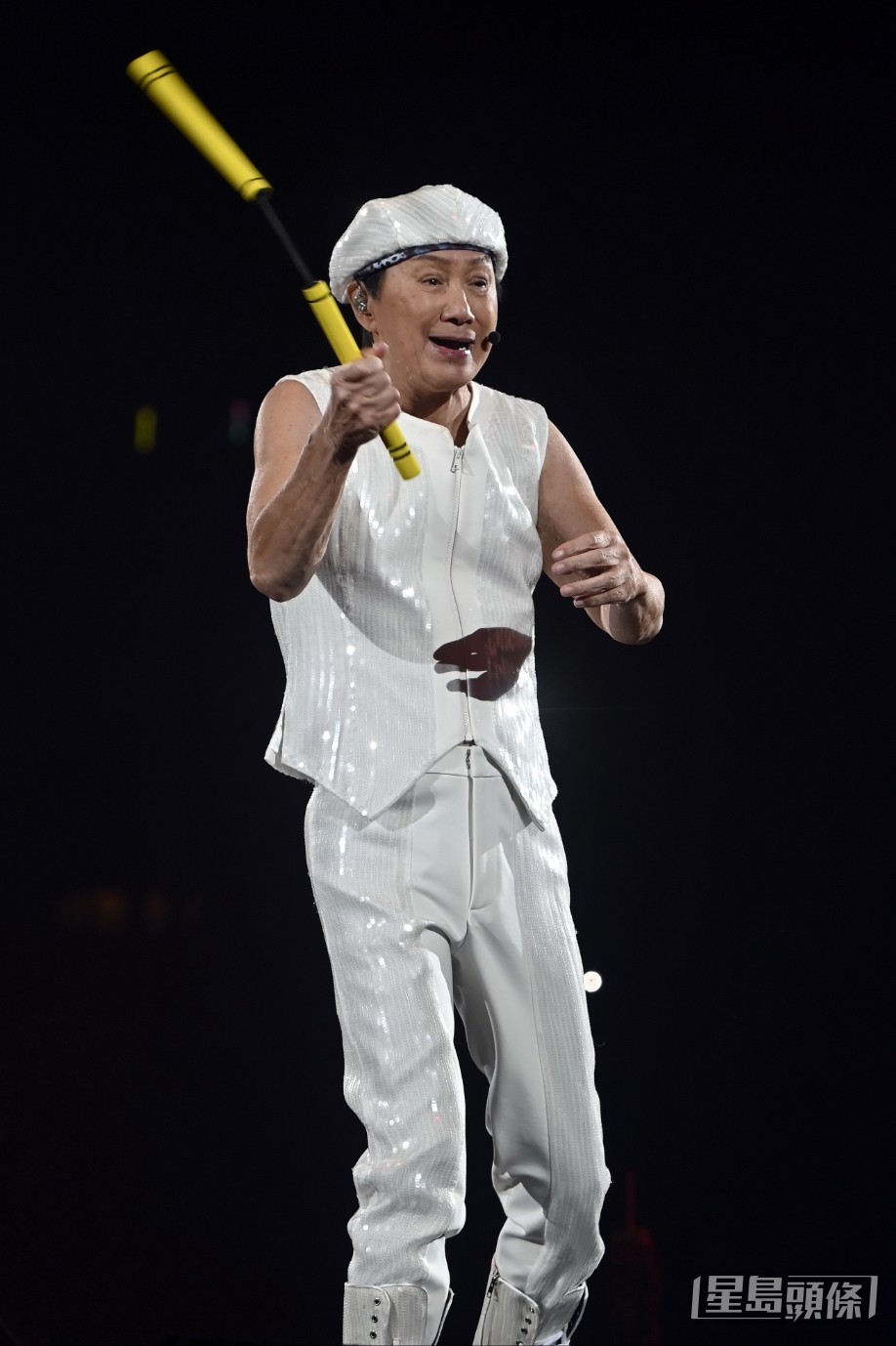 大耍雙截棍,文武皆能。