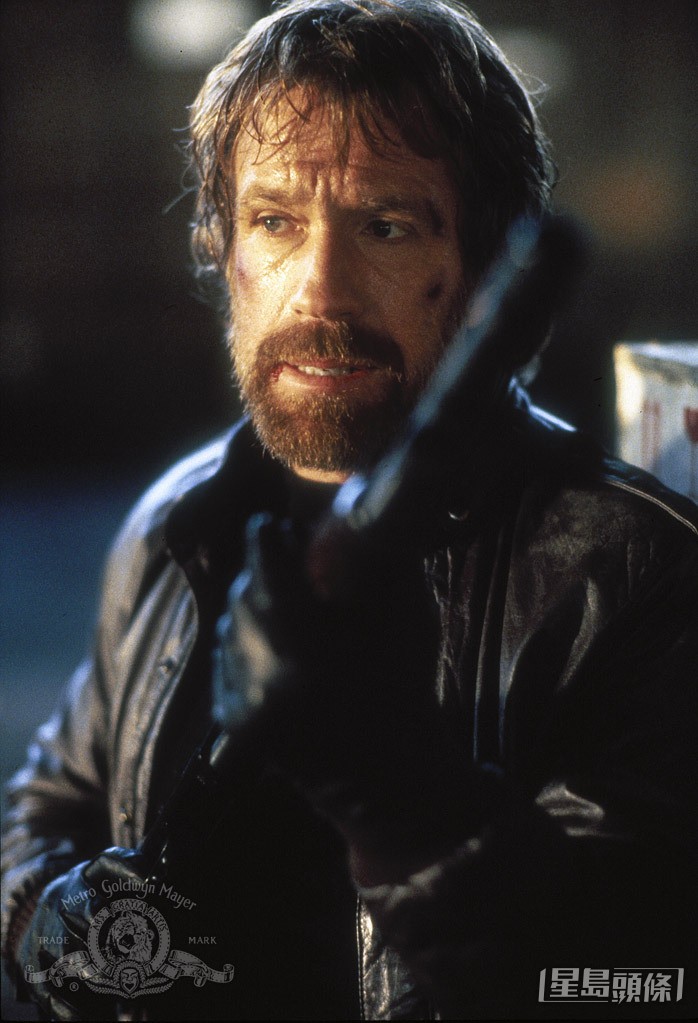 Chuck Norris是李小龍的好友。