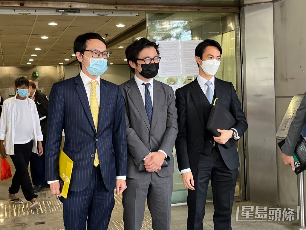 林作(中)去年10月在庭上否認控罪。 