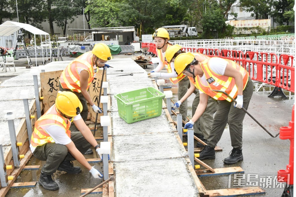 林鈺洧、梁允瑜、鄭衍峰、孔德賢與徐榮到大埔拍攝《不可能的任務》