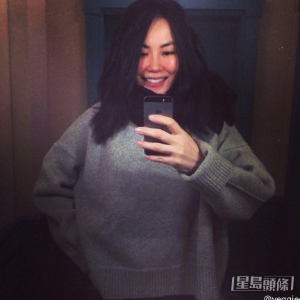 王菲與竇唯於1999年離婚。