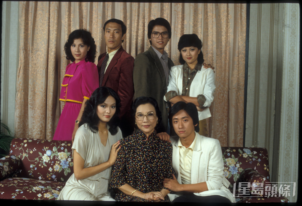 郑裕玲80年代在TVB拍过近40部作品，包括《势不两立》（1980年）。