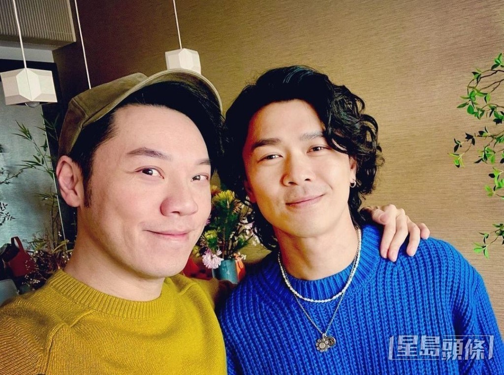 52岁Vinci跟Kevin于2016年8月在温哥华注册结婚,成为香港首对同性婚姻艺人。