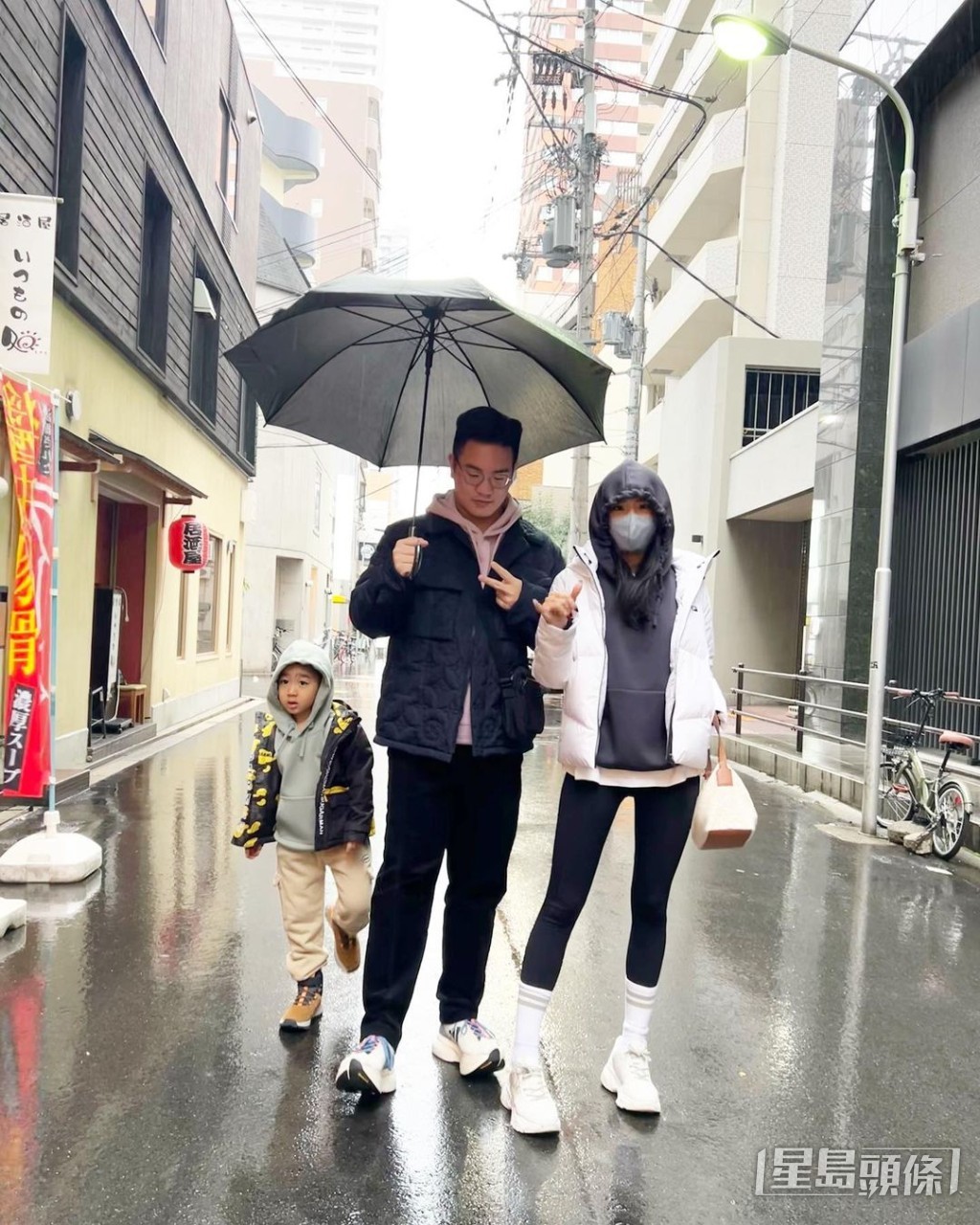 Coffee去邊都係瑜伽褲。