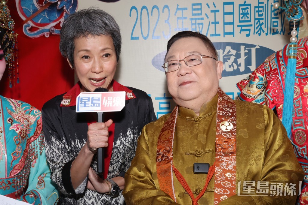 李居明讚葉童演技精湛，有意邀請她演粵劇。