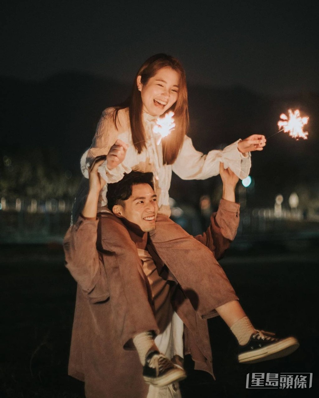 Godwin甫入行已公開有化妝師女友Joey。