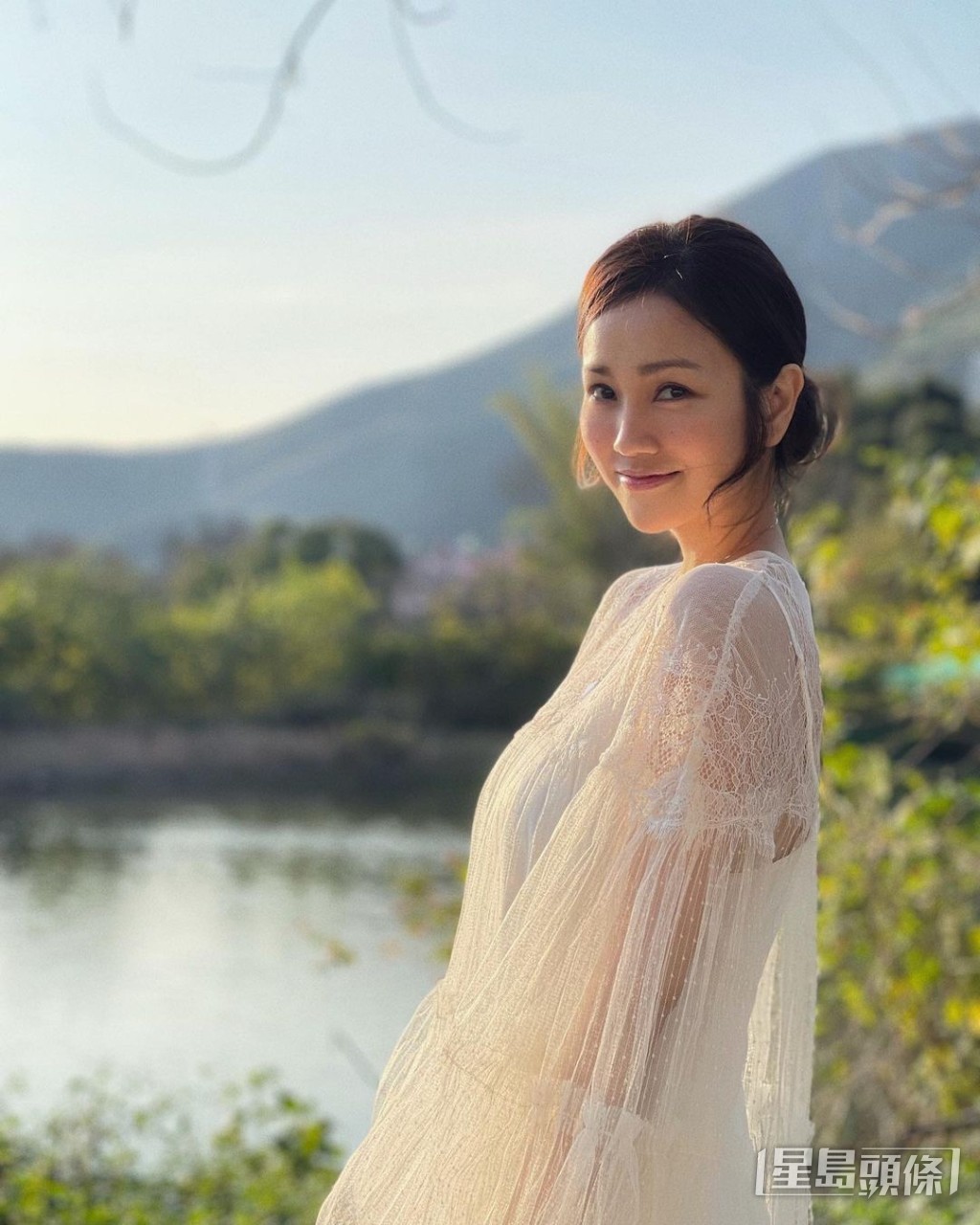 現在45歲的謝安琪行文青路線。