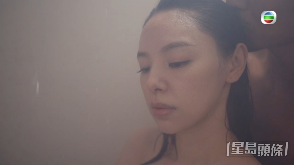 呢場戲令人想入非非。
