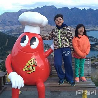 一家人關係好好。