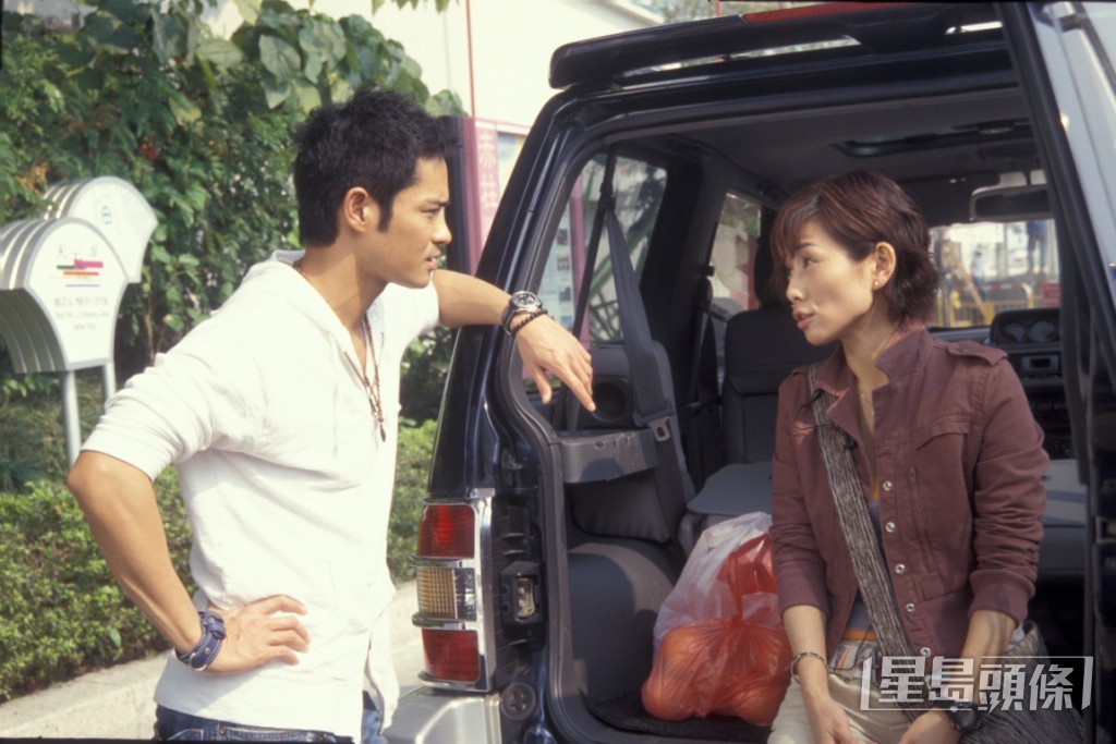 2006年與鄭嘉穎合作《飛短留長父子兵》。