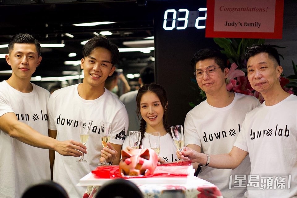 Alvin早在跟Shirley拍拖前,已投資健身中心。