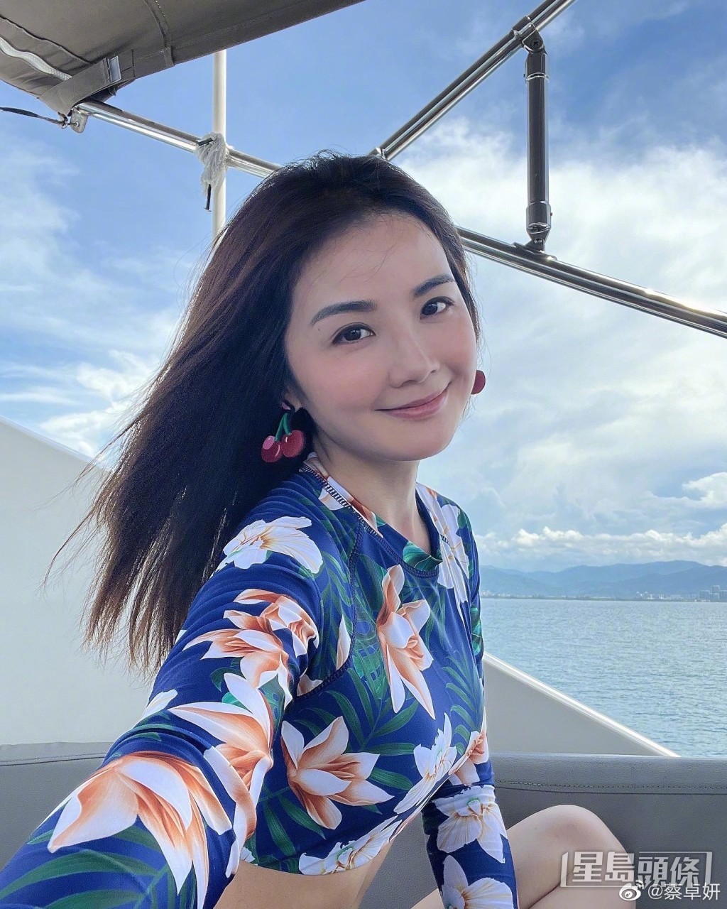 阿Sa身高165cm唔算好高,但身材比例就好好。