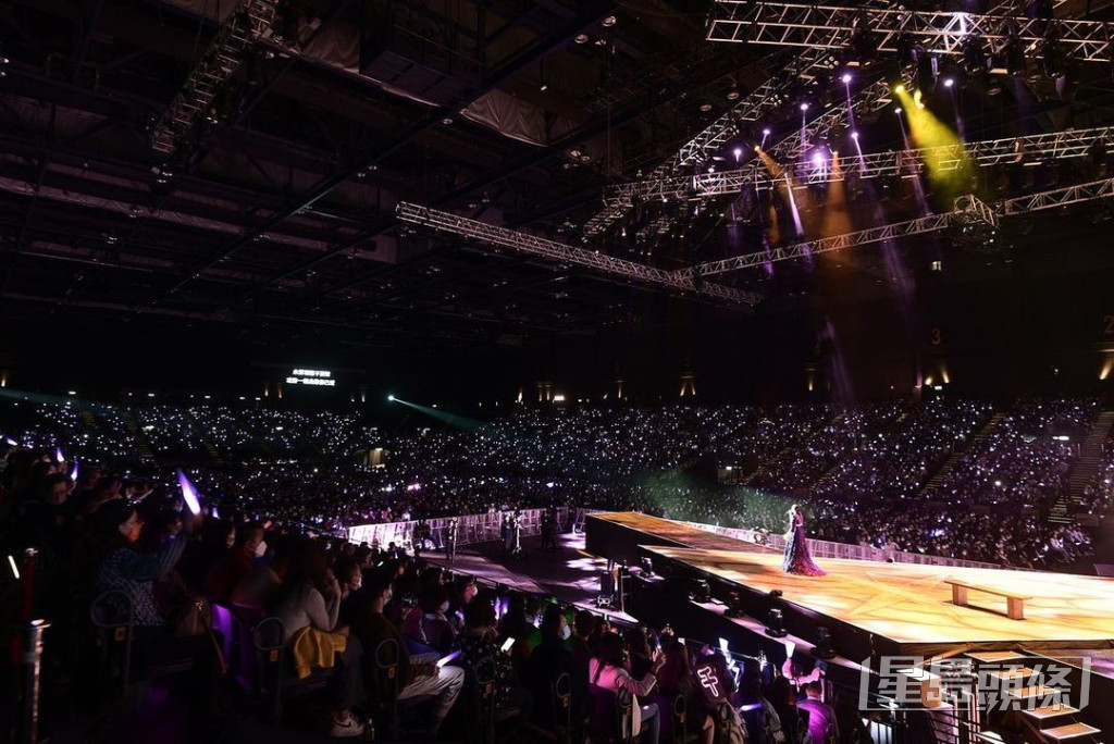 楊千嬅去年在亞洲國際博覽館Arena舉行一連兩場的《 MIRIAM YEUNG B minor MUSIC LIVE 2022》演唱會。