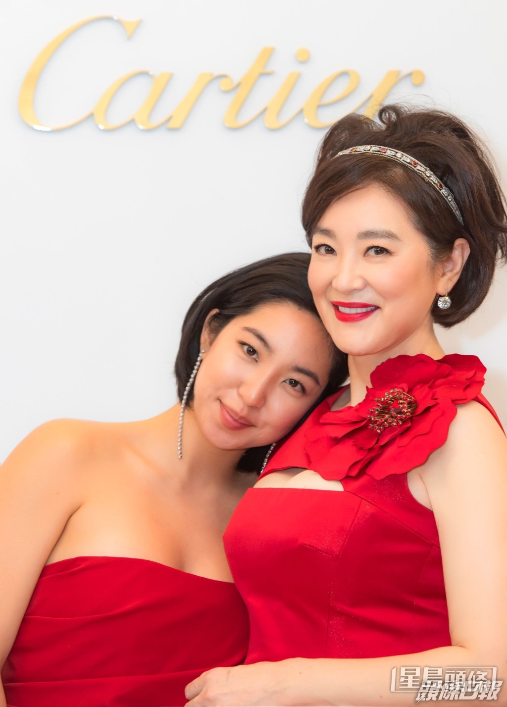 可惜林青霞至今仍不知道轉交底片給她的男子是誰。