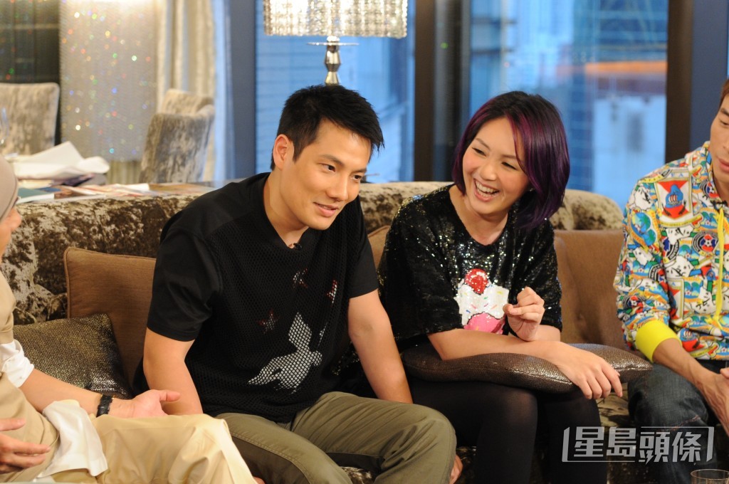 當時更有傳丁子高身為圈外人卻令家族被傳媒大肆報導引起丁父不滿。