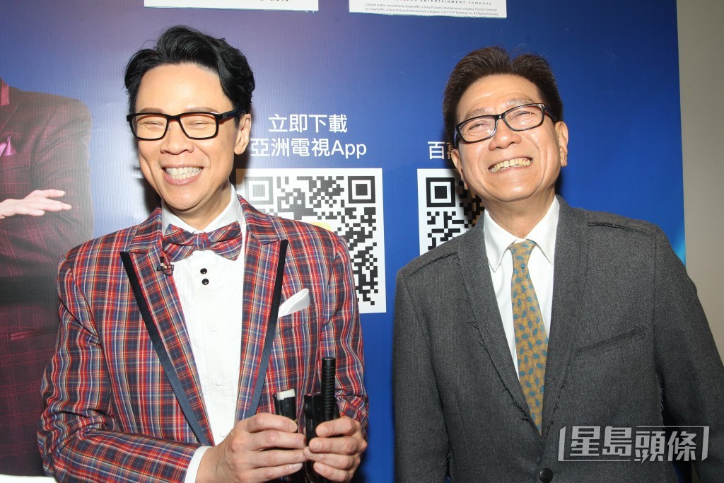 有指何守信目前在加拿大定居。
