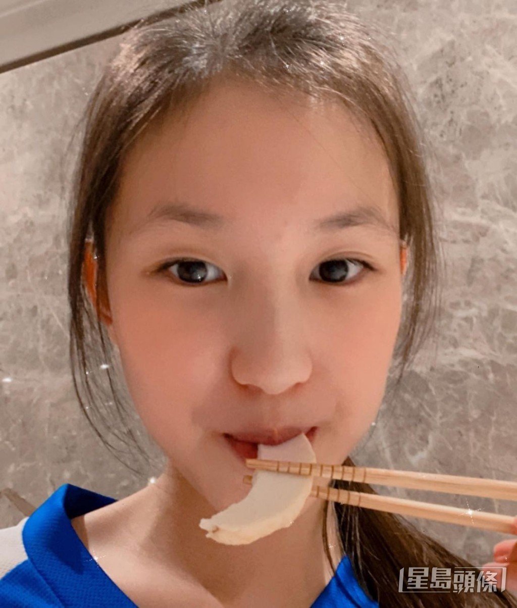林天若IG好多自拍照。