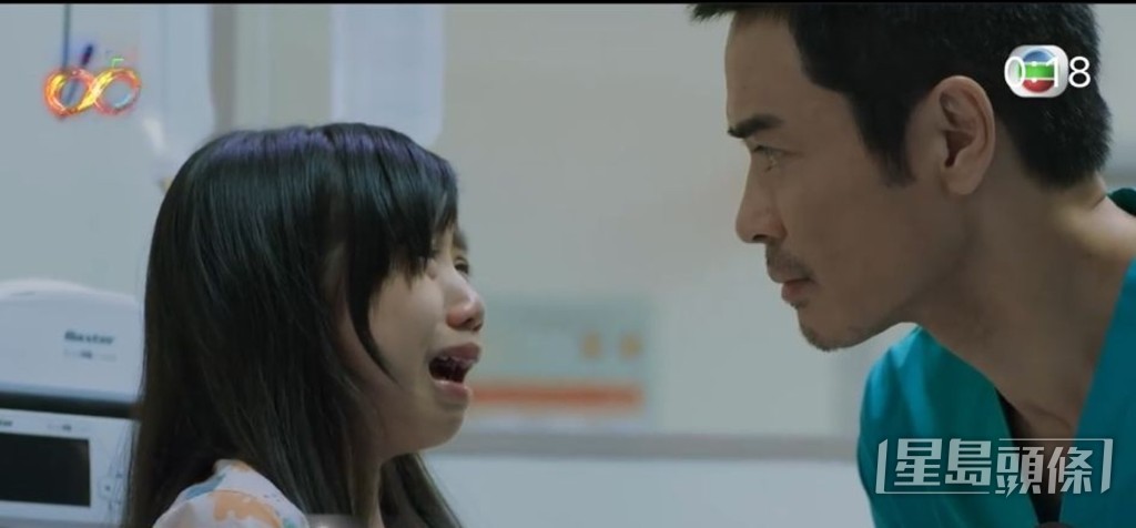《星空下的仁醫》演出超晒班！