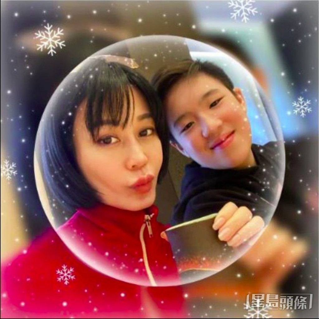 生咗两个仔都系咁FIT。