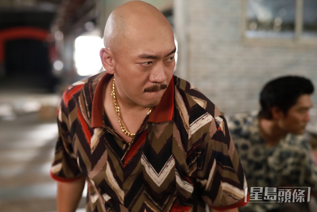 李嘉獲街坊讚演得好。