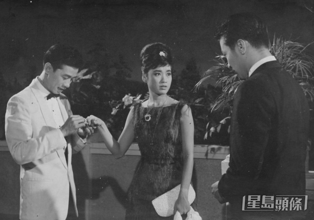 南紅與楚原非常合拍，曾拍他執導的多部電影，包括在1963年與謝賢、胡楓演出《含淚的玫瑰》。