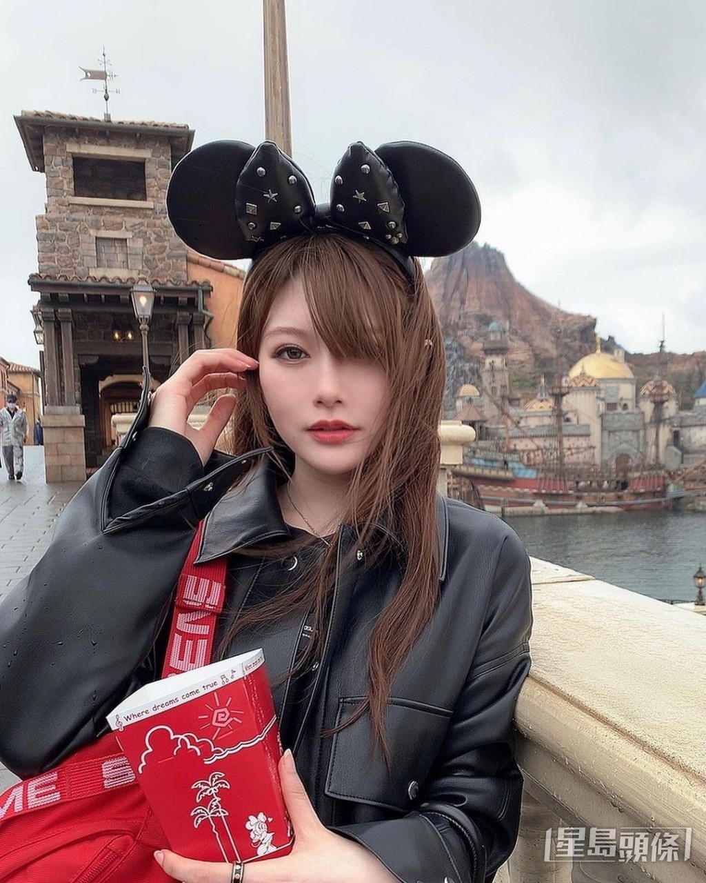 童心未泯去迪士尼。