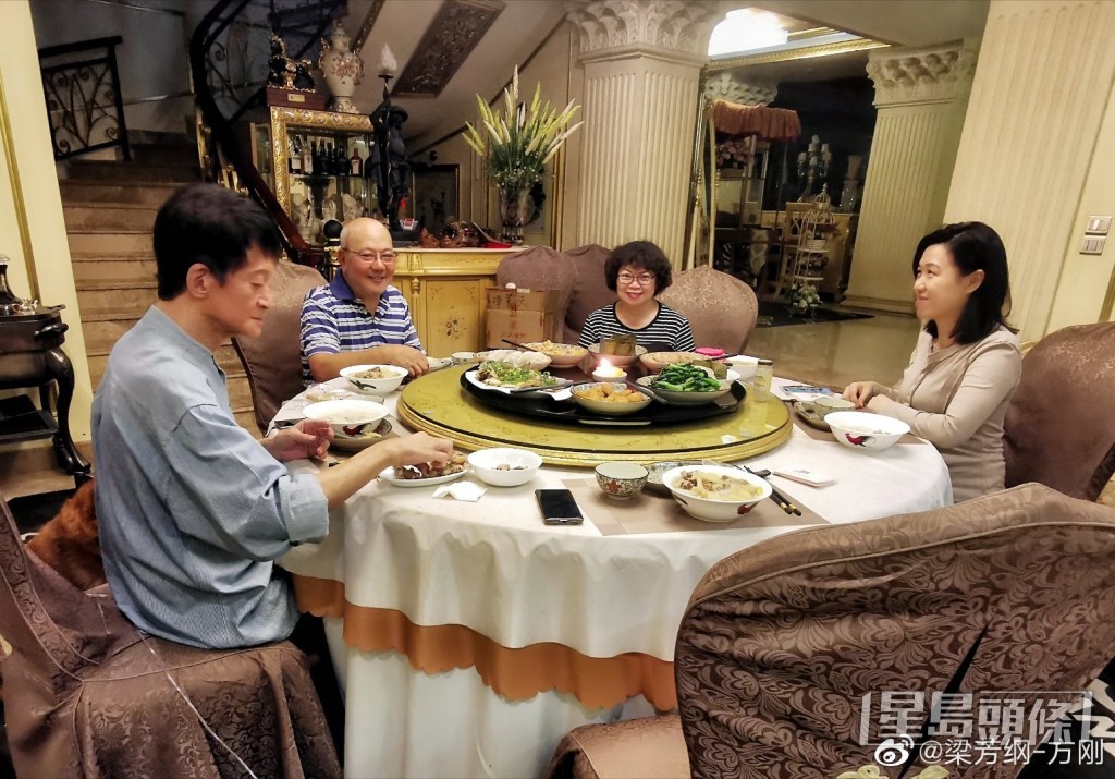 好有氣勢。