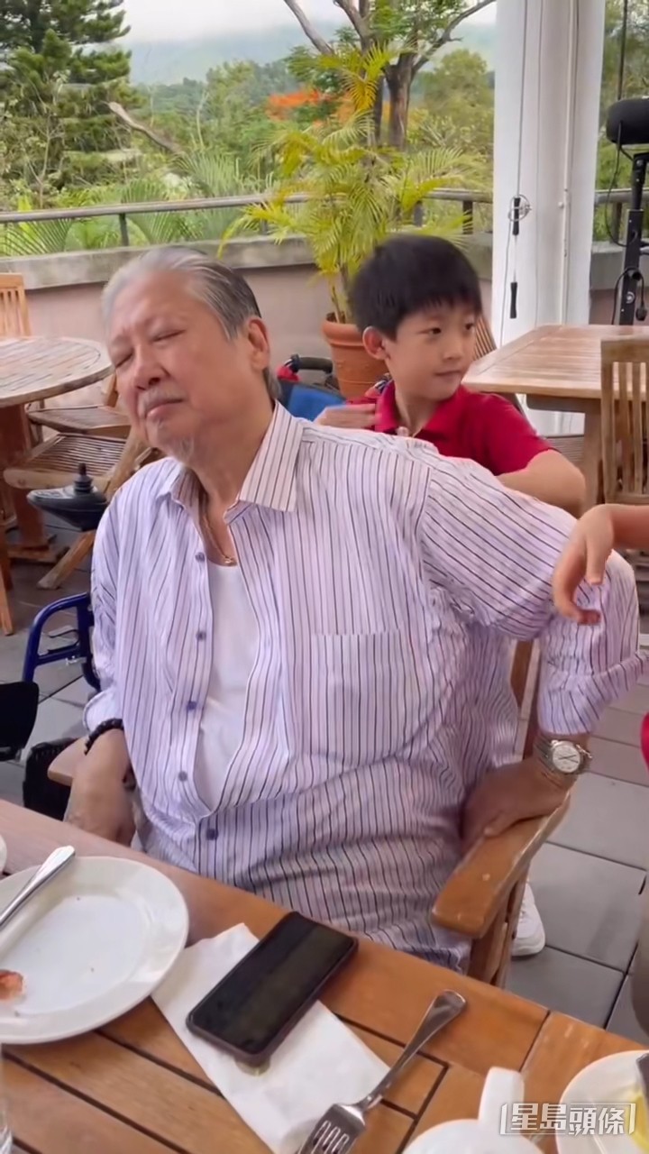 洪金宝好冧。