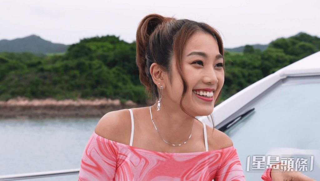 Lesley認為必須先顧及自己嘅身體同心靈健康，先可以去愛其他人。