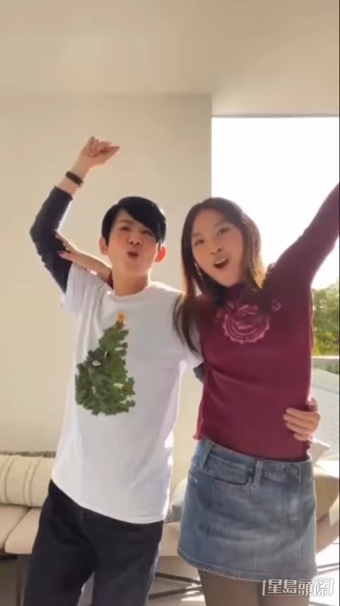 吳君如自稱自己是少女。