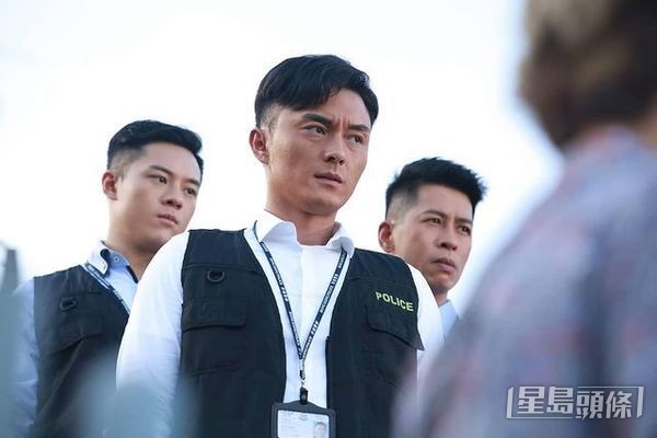 楊明之前曾飾演警務人員。