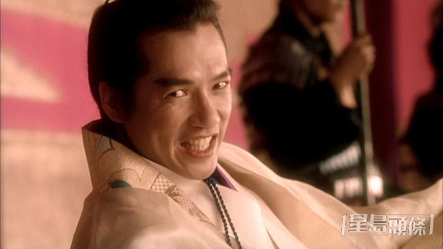 單立文在1996年楊思敏主演的《新金瓶梅》系列中，演了6次西門慶。