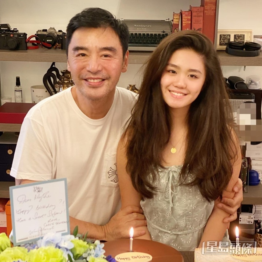 B哥女兒鍾懿因長相甜美深受網民喜愛。