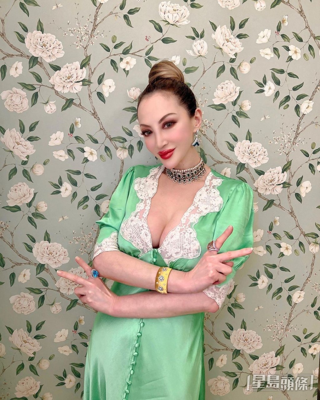 薛芷倫懶理整容傳聞。