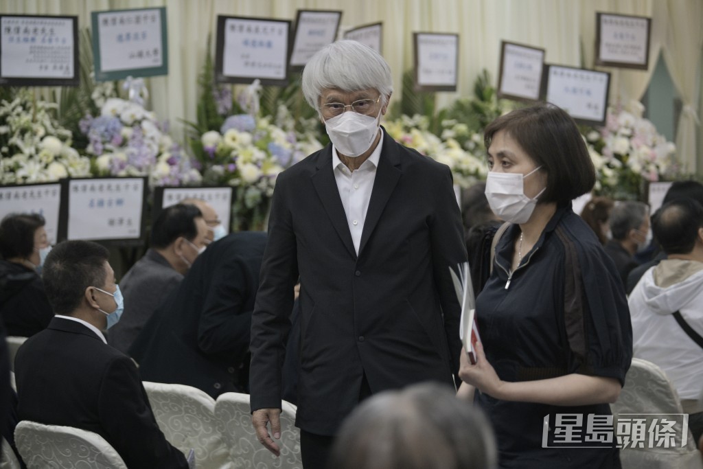 前金管局總裁任志剛出席弔唁。陳浩元攝