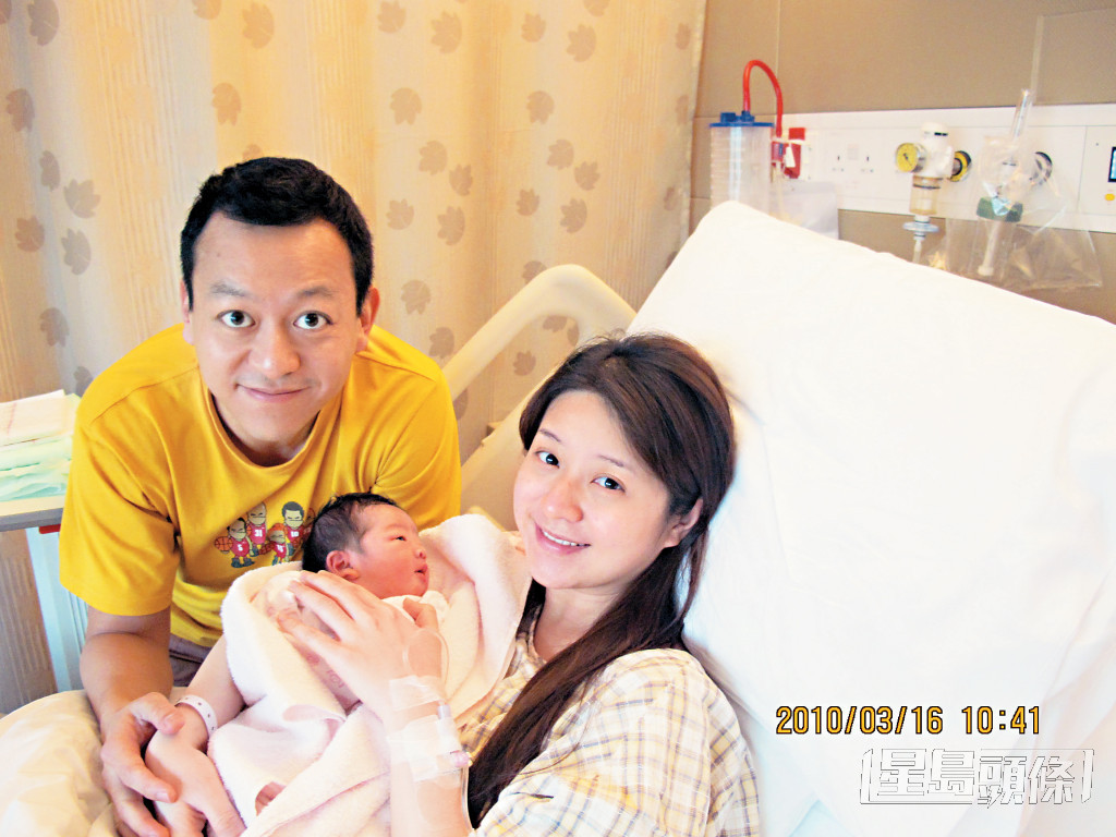 徐淑敏於2010年為黃浩誕下大女。