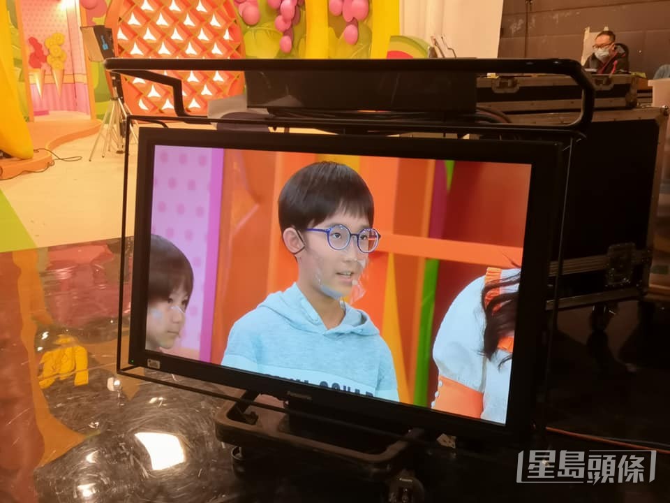 2021年伍文生也曾請兩個囝囝作客節目。