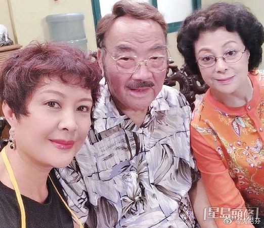 內地女星虎艷芬於社交平台證實盧海潮死訊。