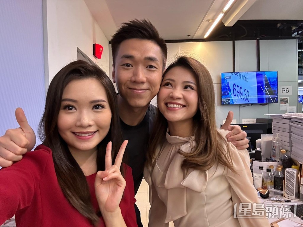 陳書君(中)同梁思齊(左)及余茵娜合照。